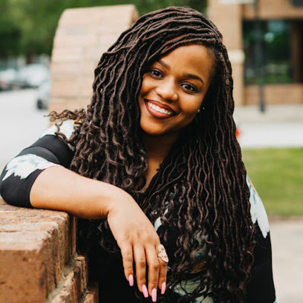 Meet your Posher, Joi